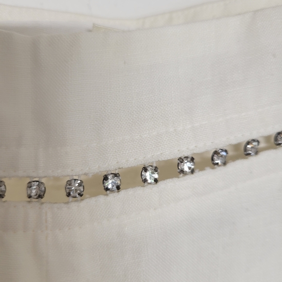 Escada Linen Beautiful Cream Ankle Pants with Embellished Crystals Trim - Picture 3 of 12